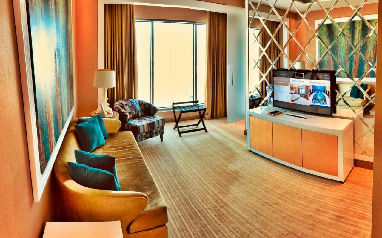 The Domain Bahrain Hotel And Spa - Adults Friendly 16 Years Plus Al Manamah Camera foto A suite at the hotel