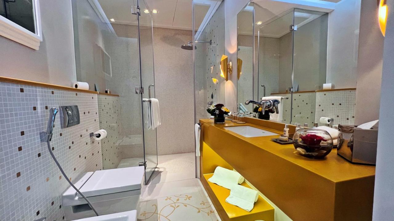 The Domain Bahrain Hotel And Spa - Adults Friendly 16 Years Plus Al Manamah Esterno foto Bathroom